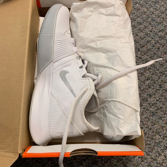 Nike Shoes - Nike Women’s Air Max Wildcard HC